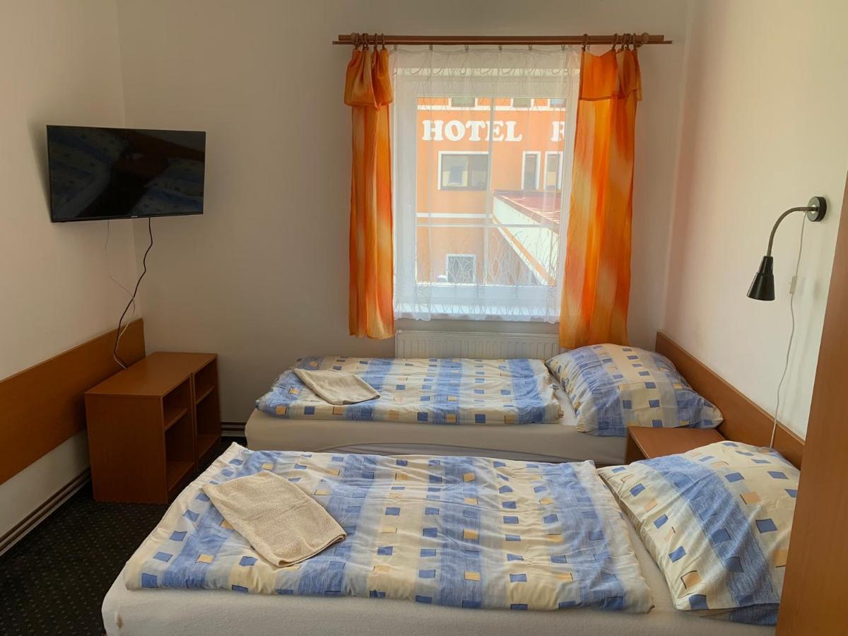 Hotel Rabbit Trhovy Stepanov Exterior foto